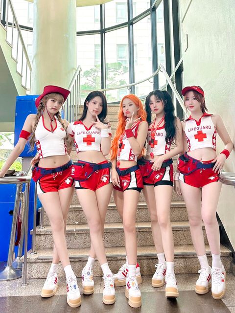 (G)I-DLE in the controversial outfits | Cube Entertainment