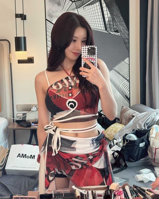 Kwon Eunbi 3