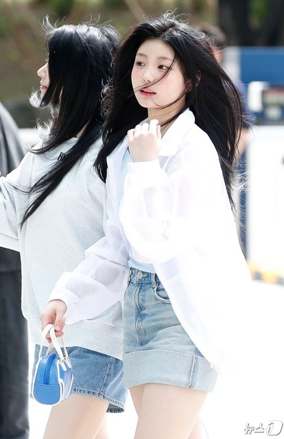 uoyxWY